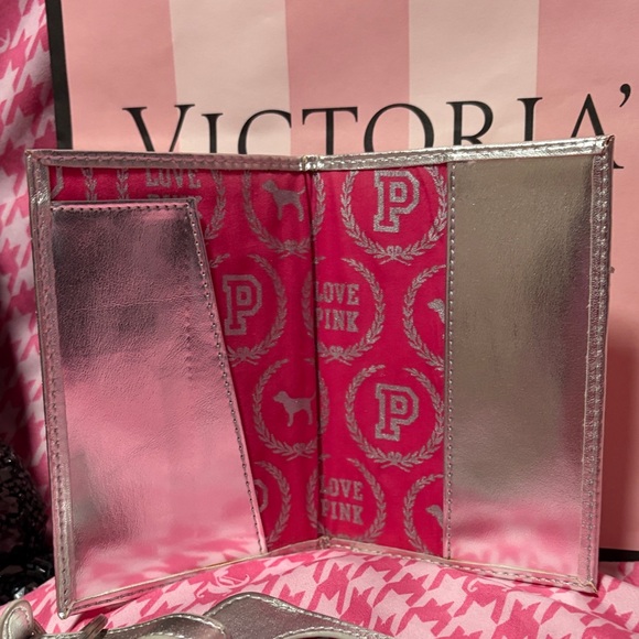 Victoria's Secret PINK Passport and ID Set - Picture 2 of 4